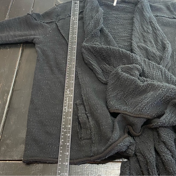 Free People In The Loop Cardigan Sweater Waterfall Black Terry Pockets zip Sz M - Picture 8 of 8
